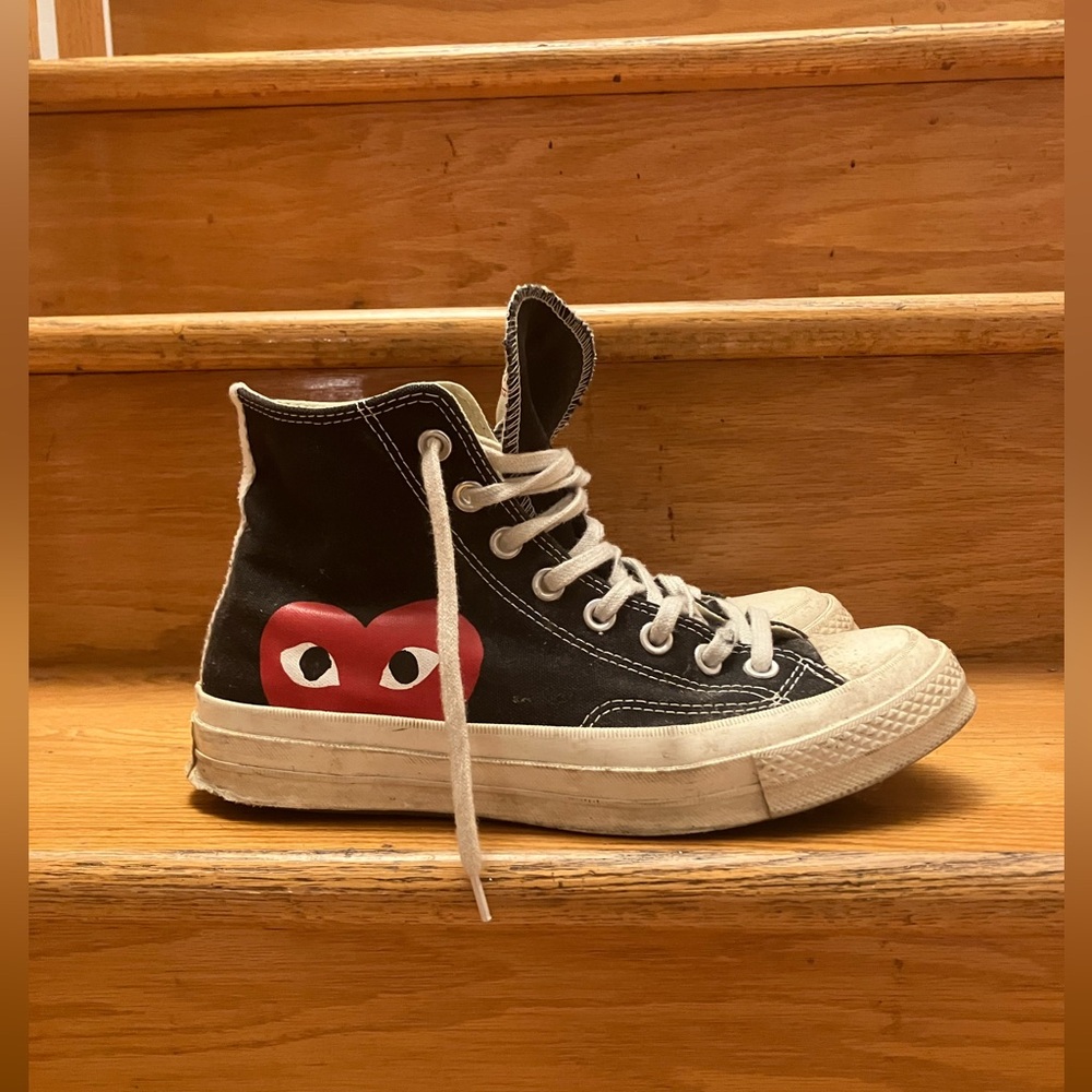 Converse Play CDG chucks. Size 7 for men / size 8 for women.